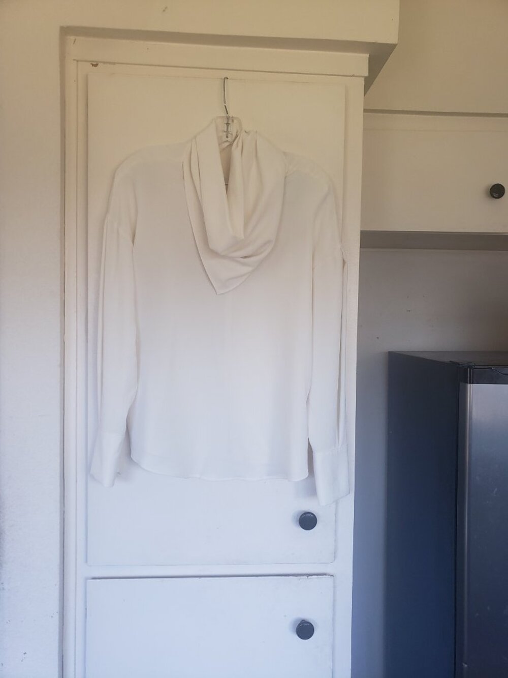 Zara Cream Blouse with scarf or Piping Size Small